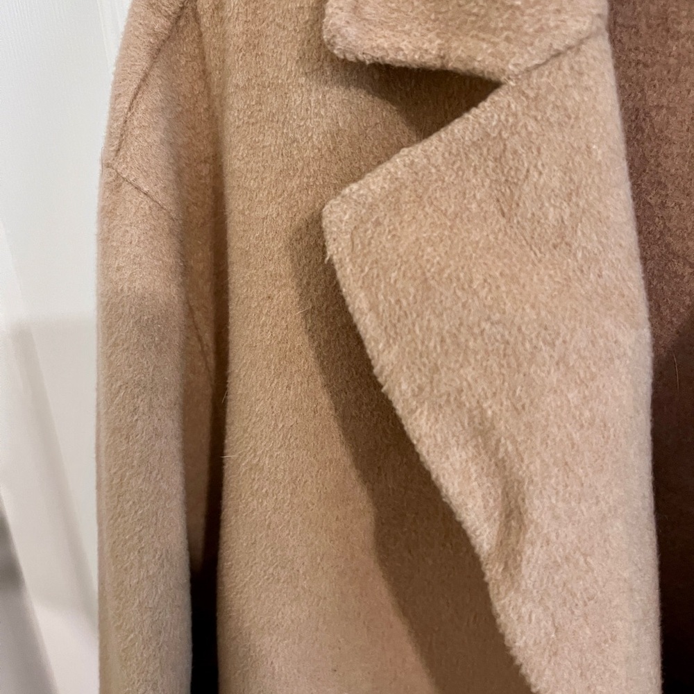 GAP Tan Trench Coat Timeless Style - Picture 4 of 5